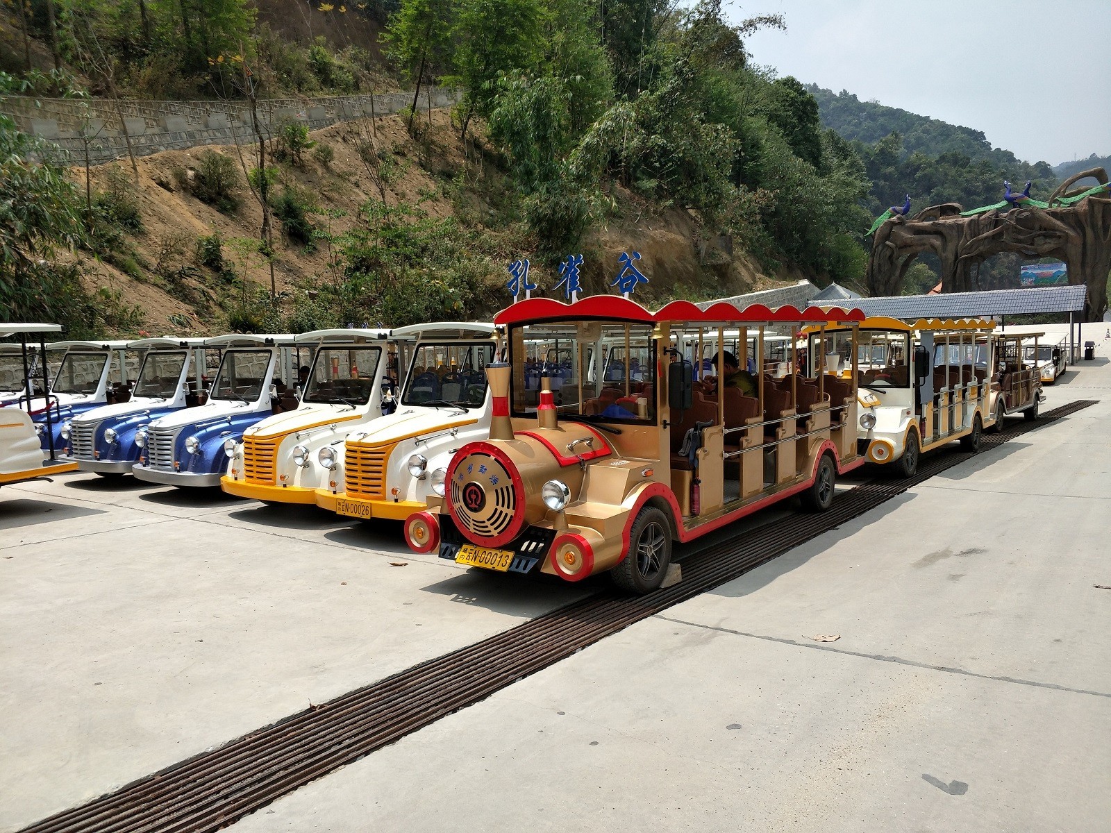 云南观光车 忠辉观光车