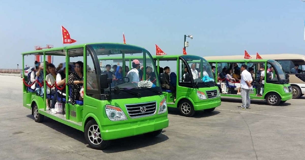 14座电动观光车