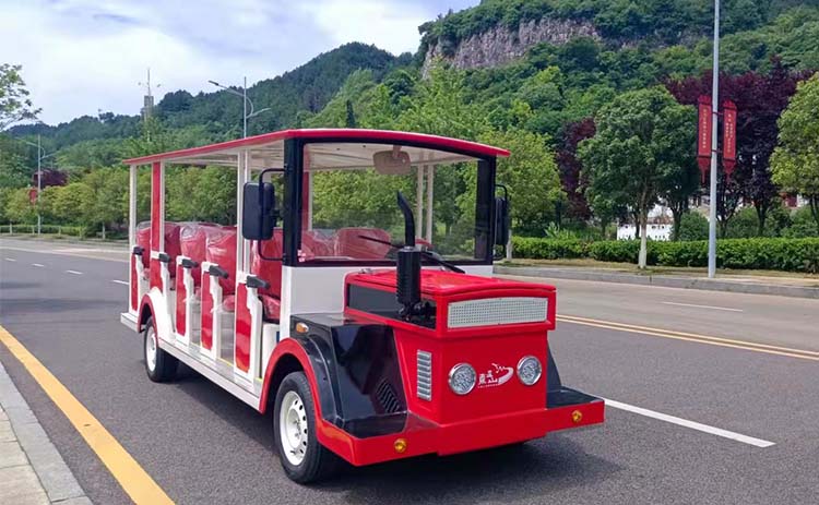 14座卡通小火车