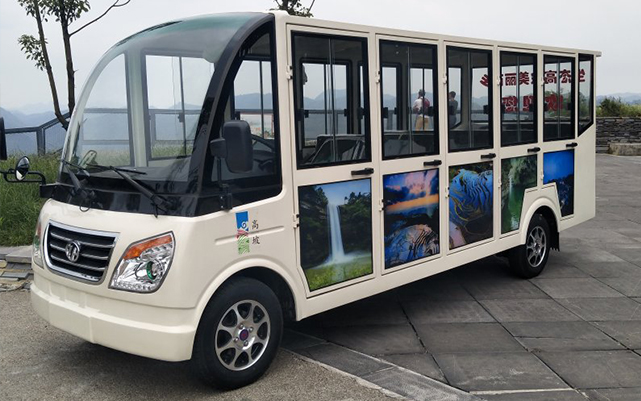 11座电动观光车 11座电动观光车