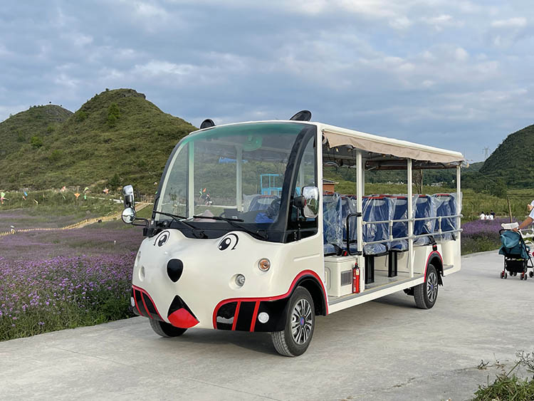 14座卡通电动观光车 14座卡通电动观光车