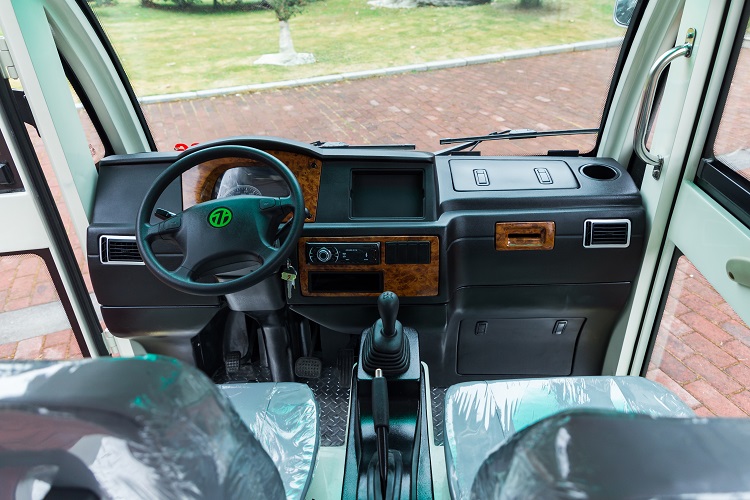 然后观光车驾驶室 然后观光车驾驶室