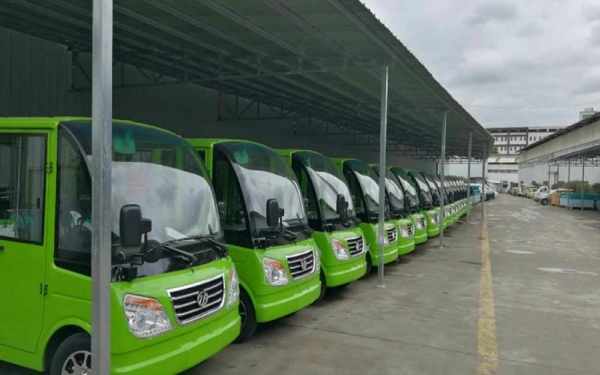 稻城亚丁14座-燃油观光车案例图片