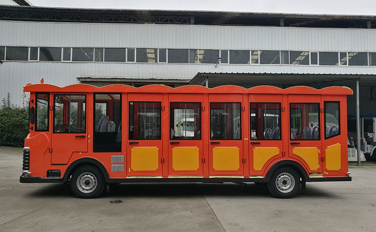 23座营燃油观光车-叮当款