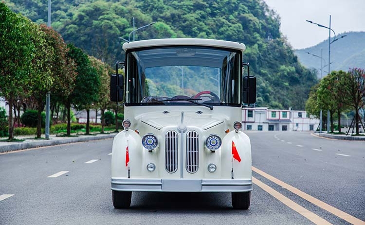 11座电动老爷车