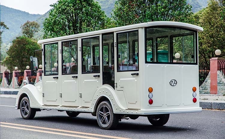 11座电动老爷车